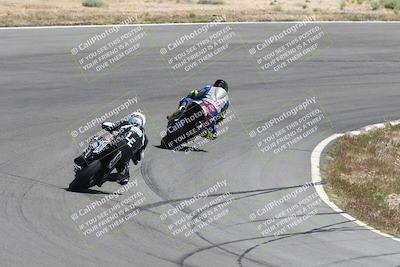 media/Apr-20-2025-AHRMA (Sun) [[393a79c373]]/Race/Group 8/Turn 4b/